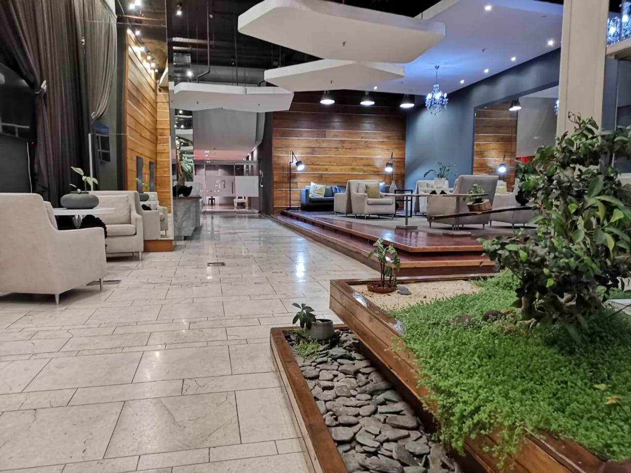 The Franklin Luxury Apartments 요하네스버그 외부 사진